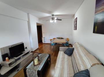 Departamento · 71m² · 3 Ambientes · 1 Cochera · Departamento de 2 Dorm. 2 Baños 71 m² - Opción Cochera