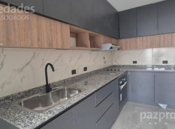 Casa · 110m² · 4 Ambientes · 1 Cochera · Venta Duplex 3 Dor. a Estrenar B Los Platanos