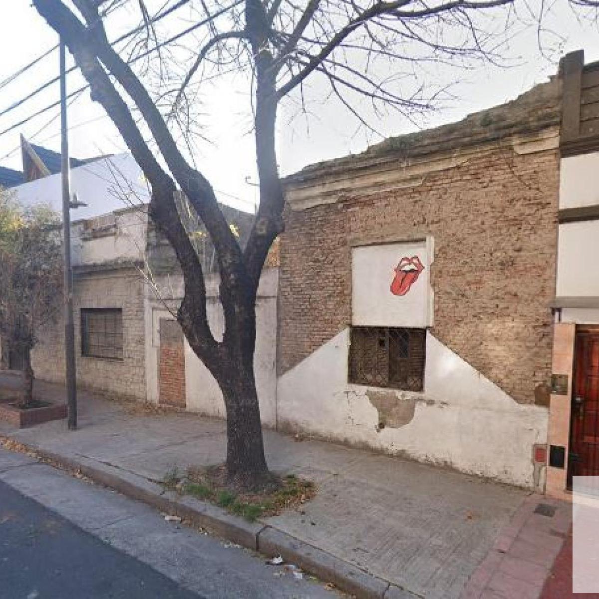 Castro e/ Rondeau y Metán, Boedo, Capital Federal