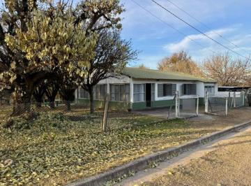 Casa · 157m² · 4 Ambientes · 1 Cochera · Venta Casa 2 Dorm. Terreno 1.061 m² Amboy