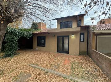 Casa · 6 Ambientes · 1 Cochera · Casacasa en Alquiler | Bº La Carrodilla | Santa Rosa de Calamuchita