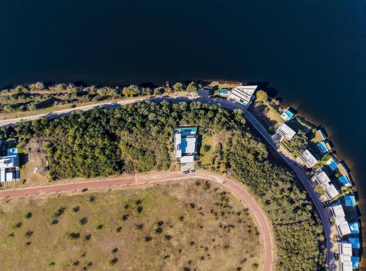 Terreno · 1058m²