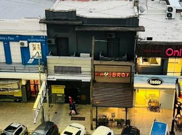 Local comercial · 290m² · 4 Ambientes · Local Venta Ramos Mejia PH