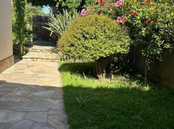Casa · 291m² · 7 Ambientes · 2 Cocheras · Oportunidad Casa Valor Terreno