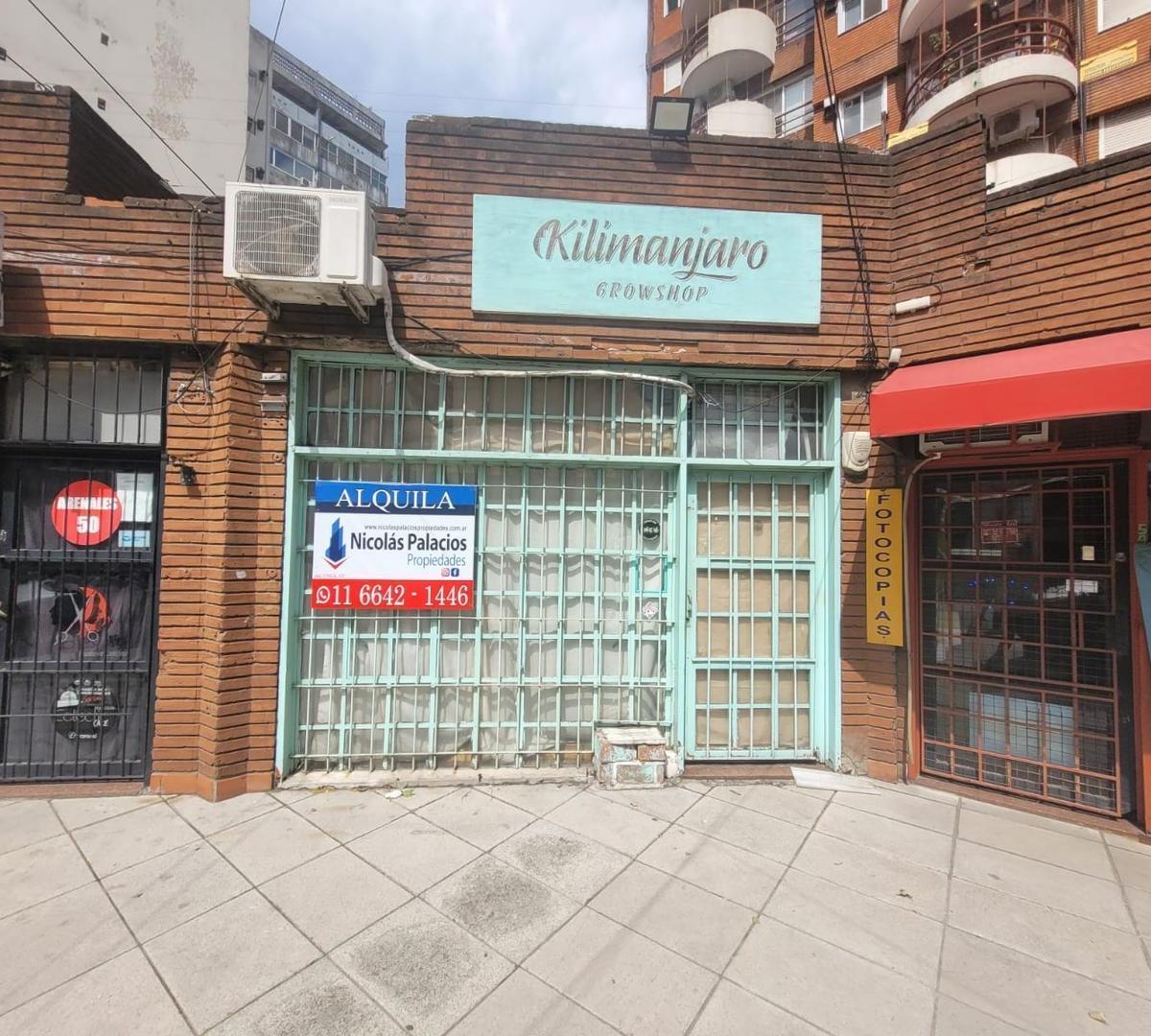 Arenales 52, Avellaneda, Avellaneda