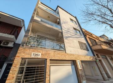 Departamento de 3 ambientes, Liniers · Piso 3 Amb - Terraza - Cochera // Patron 7263