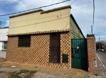 Casa de 4 ambientes, Ensenada · Casa en Alquiler en 124 Esquina 44