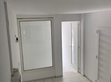 Oficina comercial de 2 ambientes, La Plata · Oficina en Alquiler a m de Calle 12