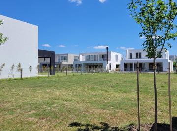 Terreno · 530m² · Lote Financiado en Venta en El Barrio Carpinchos - Nordelta