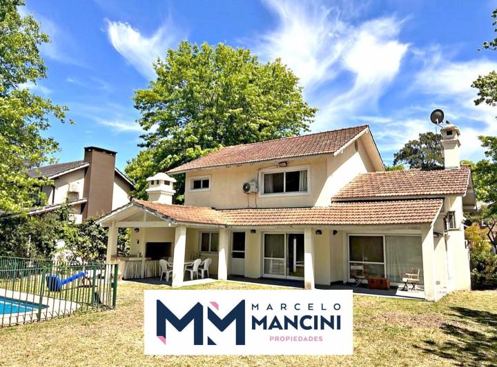 Casa · 200m² · 4 Ambientes