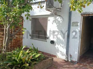 PH · 74m² · 3 Ambientes · Casa en PH a Reciclar
