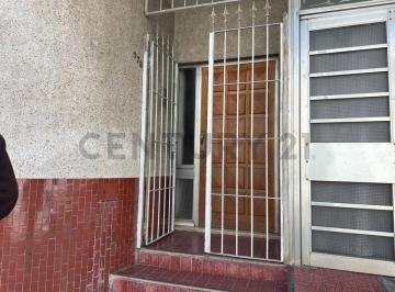 Casa · 252m² · 5 Dormitorios · Oportunidad Inversion Propiedad en El Centro de Rio Cuarto