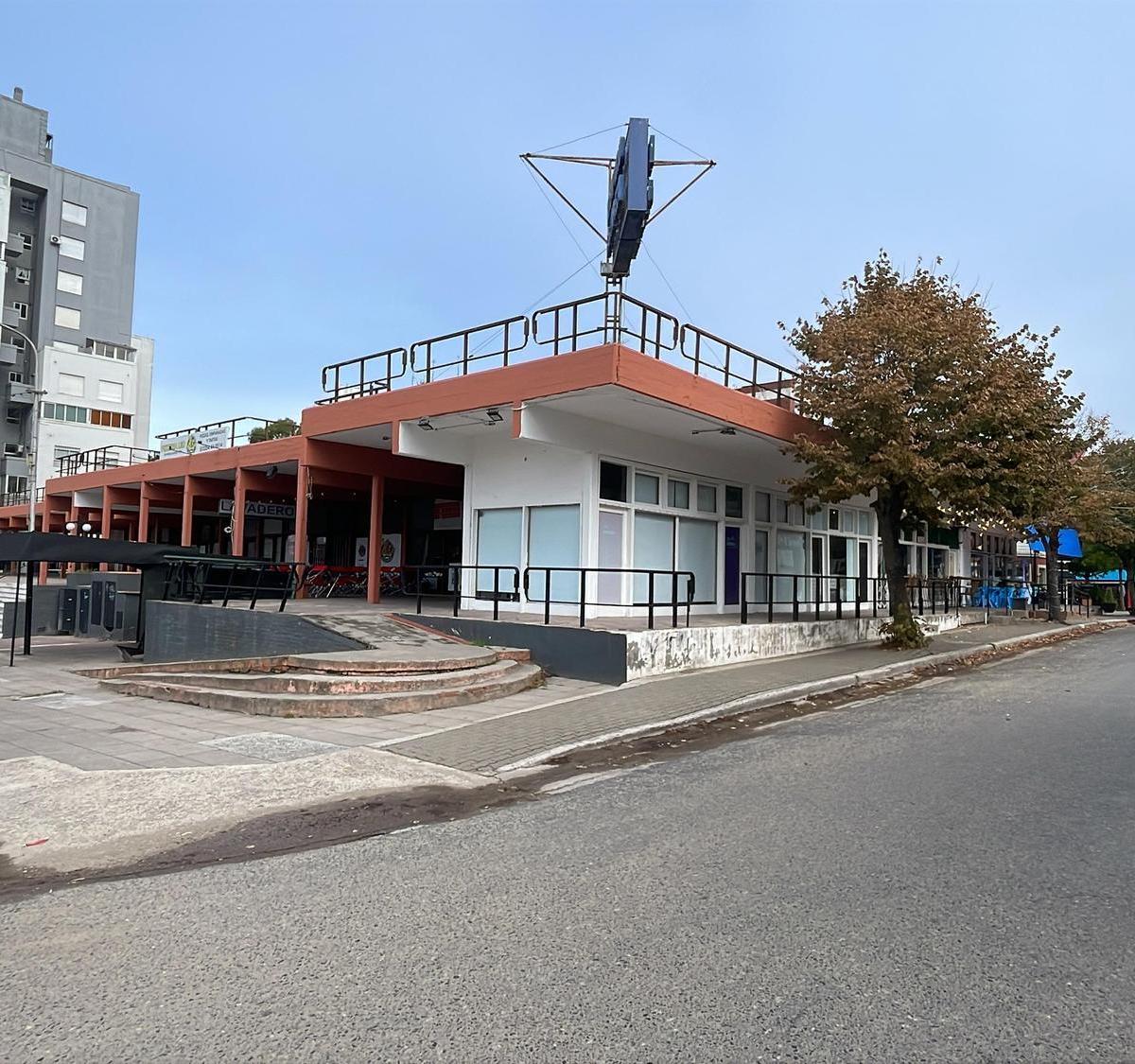 AV CONSTITUCION AL 300, Centro, Pinamar