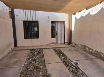 Casa de 5 ambientes, Maipú · Dúplex en Alquiler C/ Cochera en Maipú