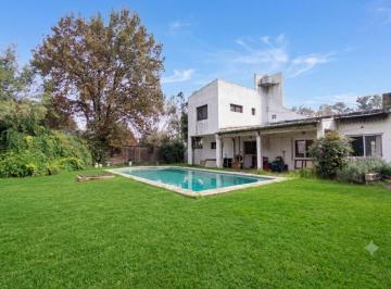 Casa · 130m² · 4 Ambientes · 1 Cochera · Casa en Venta en City Bell