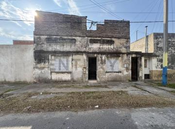 Casa · 141m² · 5 Ambientes · Venta - Casa con Dos Departamentos Internos - Rosario