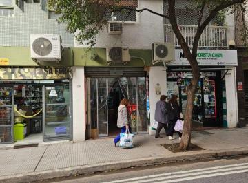 Local comercial , Balvanera · Local Peron y Pasteur Planta Baja 55 m² Sotano 85 m²