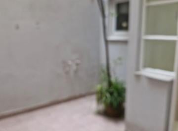 Departamento · 62m² · 2 Ambientes · Departamento 2 Ambientes Planta Baja con Patio Caba