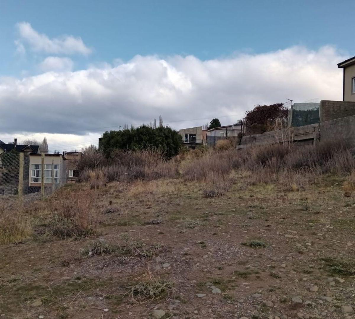 Darwin 1600,  Esquel, Chubut