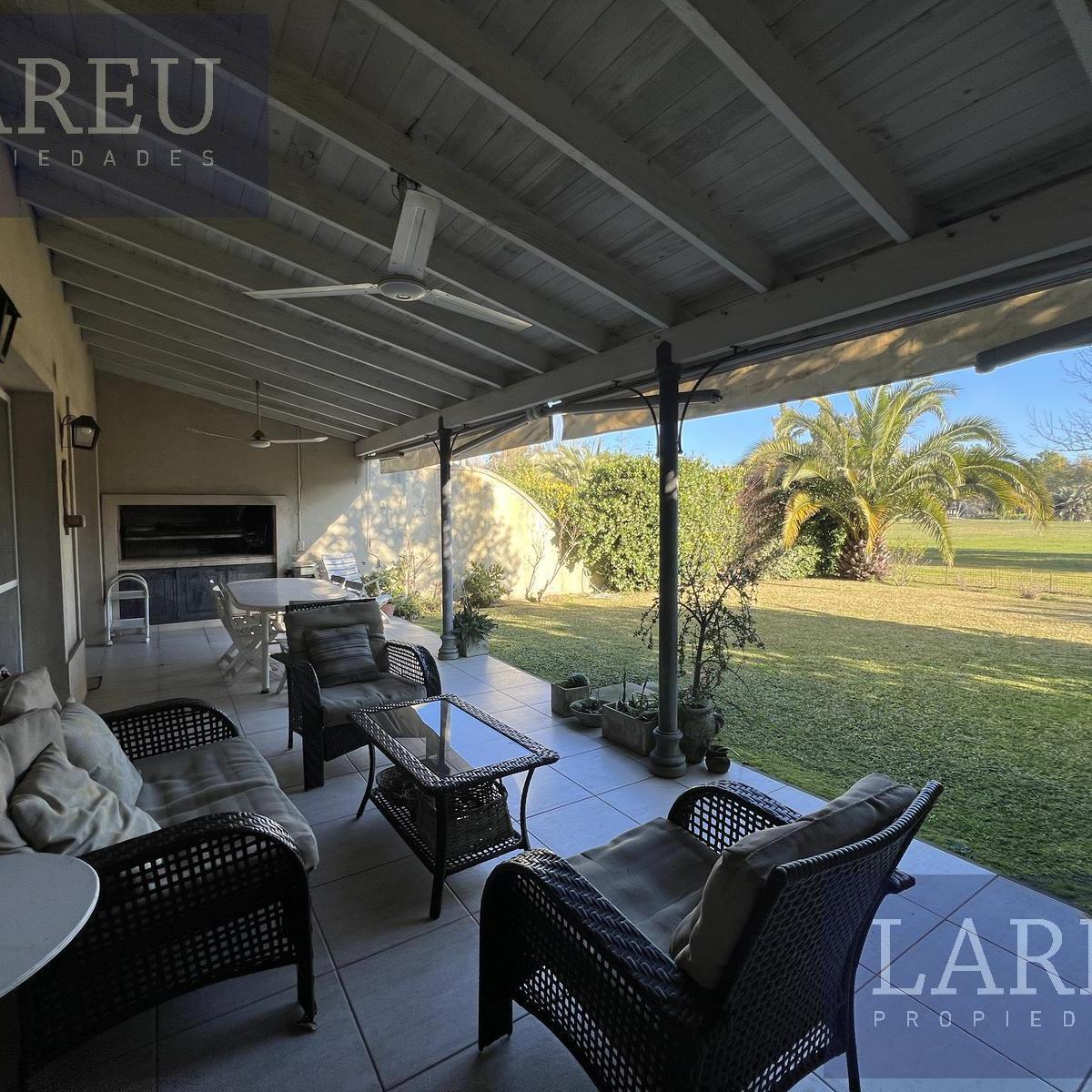 Barrio Farm Club