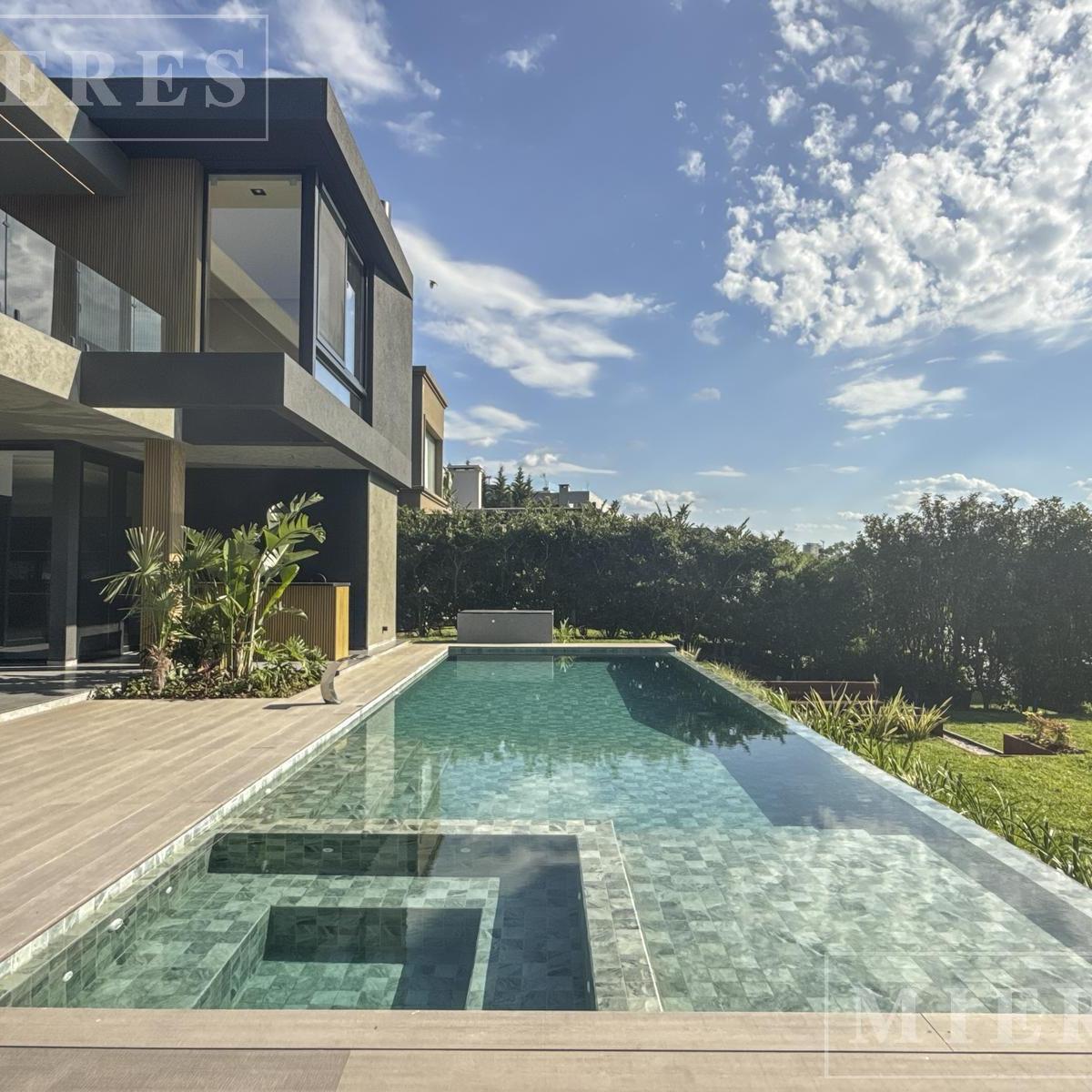 Casa en Venta en el Barrio El Yacht, Nordelta