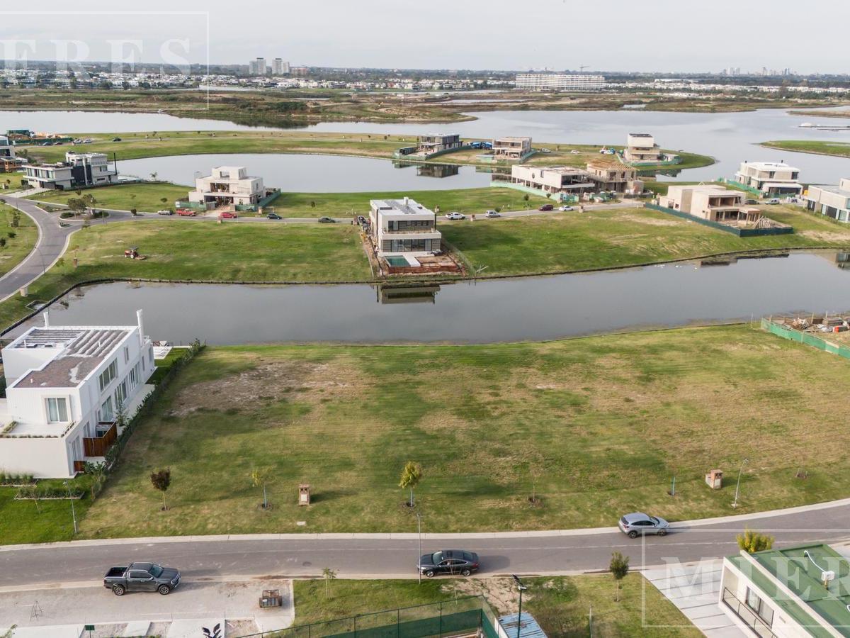 Lote al Lago Central en Los Puentes, Nordelta, Puentes, Nordelta