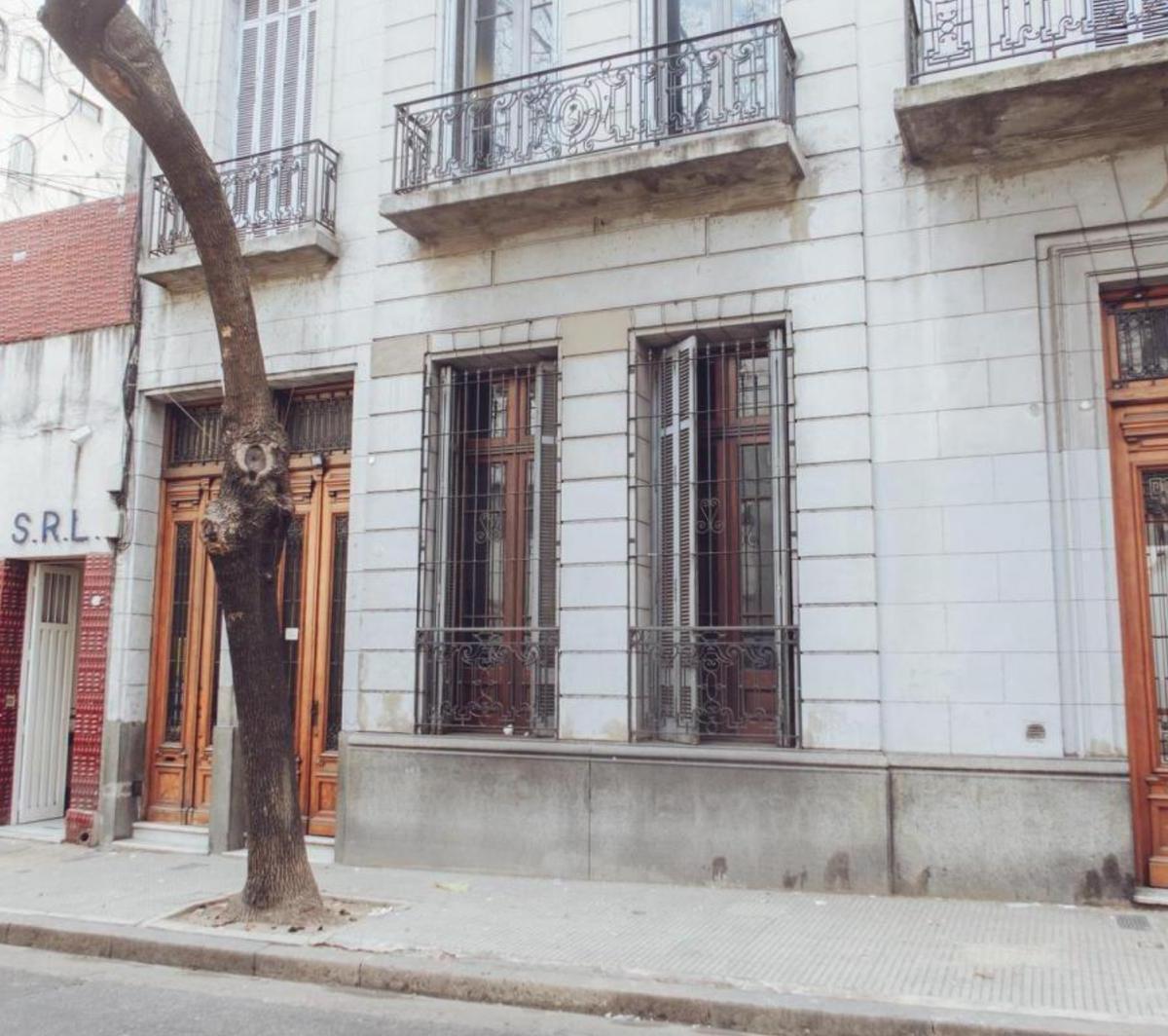 Hipolito Yrigoyen al 2500