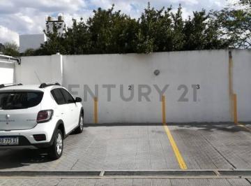Garage · 40 Entre 14 y 15, Cochera en Venta, La Plata.