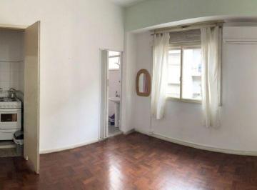 Departamento de 1 ambiente, Balvanera · Monoambiente Al Frente a m de Av Rivadavia
