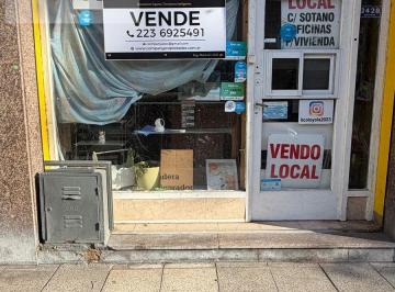 Local comercial · 70m² · 5 Ambientes · Local en Plaza Mitre