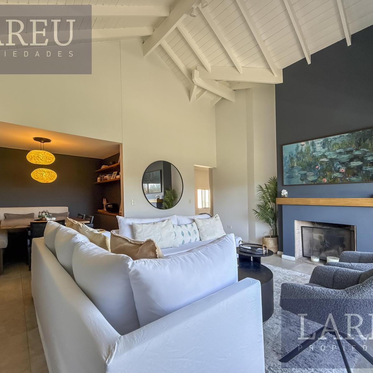 Farm Club Pilar