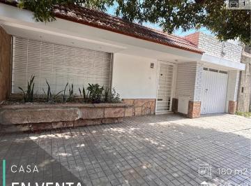Casa · 145m² · 4 Ambientes · 1 Cochera · Casa 3 Dorm. - Alta Córdoba