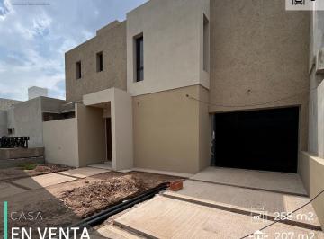 Casa · 207m² · 4 Ambientes · 2 Cocheras · Casa 3 Dorm. - Rincones de Manantiales