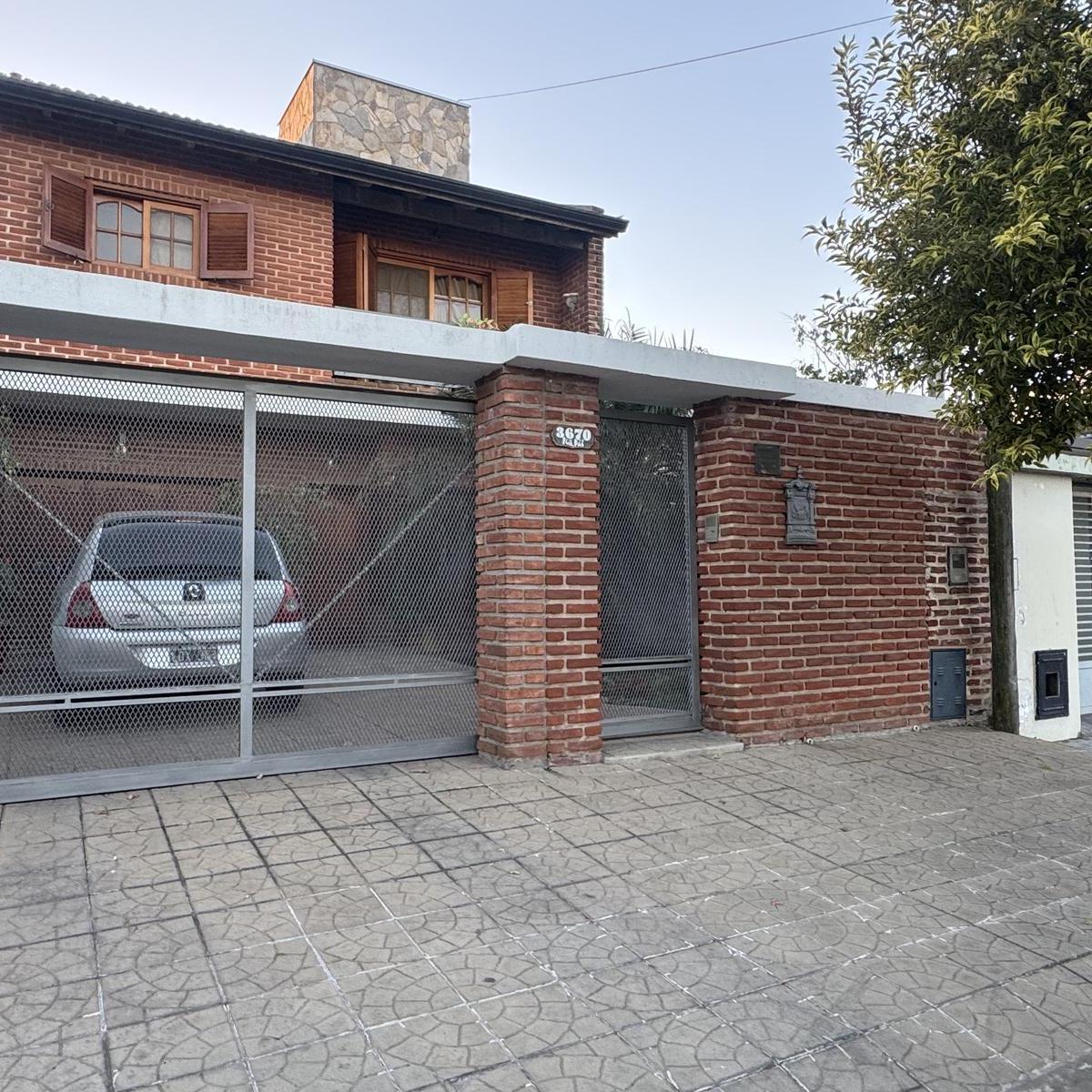 Calle 14 Entre 159 y 160 , Berisso al 3600