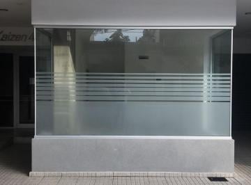 Local comercial · 30m² · Oficina o Local Uso Profesional en Pb