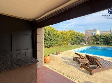 Casa · 175m² · 5 Ambientes · 2 Cocheras · Casa en Haras Santa Maria Venta