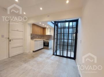 Departamento · 33m² · 2 Ambientes · 2 Ambientes con Patio en Almagro! Hecho a Nuevo!