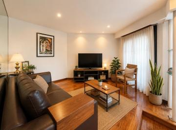 Departamento · 94m² · 7 Ambientes · Venta Duplex de Tres Dorm. con Balcón Frente a La Plaza Lopez. Rosario, Abasto