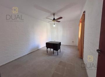 PH · 200m² · 3 Ambientes · Venta Casa Al Frente en PH – 2 Dorm. – Cochera y Patio – Apta Crédito