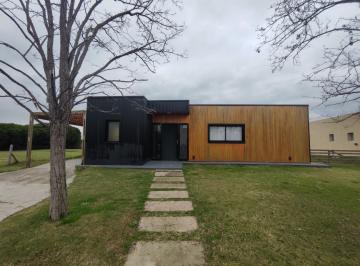 Casa · 120m² · 4 Ambientes · 4 Cocheras · Casa en Venta Barrio Santa Isabel (Ingeniero Maschwitz)