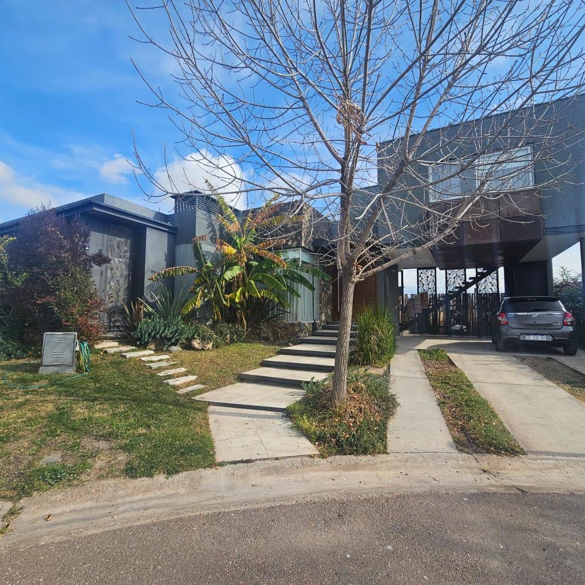 B° Privado Lar De Boedo - Luján de Cuyo - Mendoza.