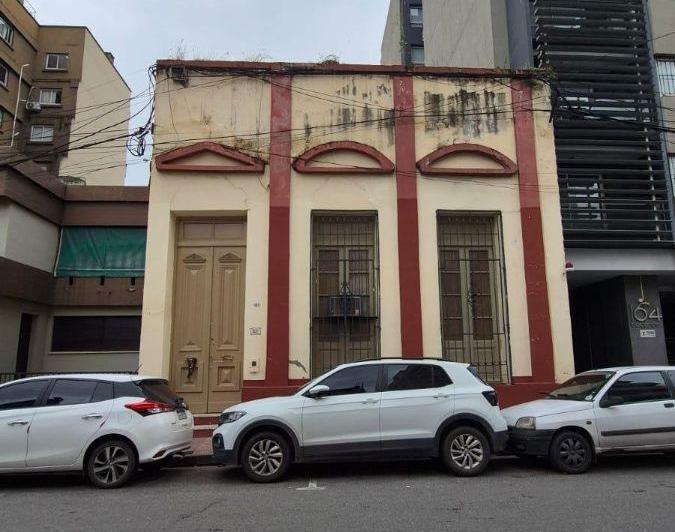 Casa · 270m² · 5 Ambientes