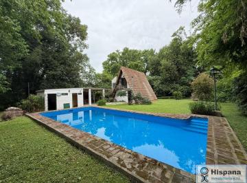 Casa · 97m² · 3 Ambientes · 1 Cochera · Hermosa Casa en Venta con Pileta. en del Viso, Pilar. con Planos!