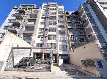 Departamento · 39m² · 2 Ambientes · 1 Cochera · Venta Departamento 2 Ambientes con Cochera en Moron Sur