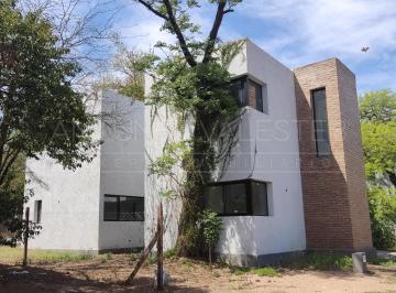 Casa de 5 ambientes, Villa Allende · Alquilo Hermosa Casa 3 Dorm. en Housing Cerrado. Condor Alto - Villa Allende (Caa 014)