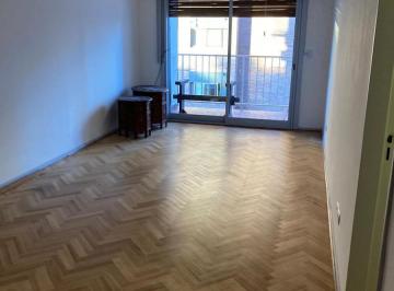 Departamento · 74m² · 3 Ambientes · 1 Cochera · Departamento en Olivos - Vias/maipu