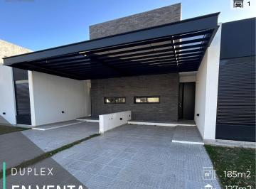 Casa · 127m² · 3 Ambientes · 1 Cochera · Duplex en Venta - Claros Village