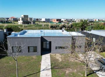 Casa · 160m² · 4 Ambientes · 1 Cochera · Casa en Venta Barrio El Cantón Norte! Salida a La La Laguna! El Cantón, Escobar, Escobar