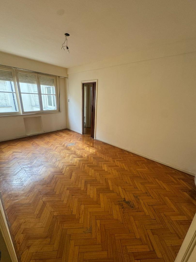 Avenida Caseros 2900