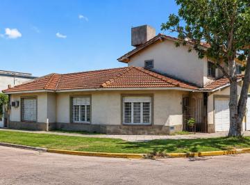 PH · 71m² · 3 Ambientes · 1 Cochera · 50% Efectivo y Cuotas Venta PH 3 Ambientes, Quilmes Oeste